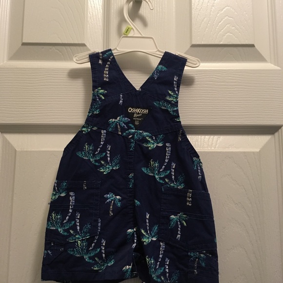 Carters Oshkosh short overalls - Picture 2 of 2